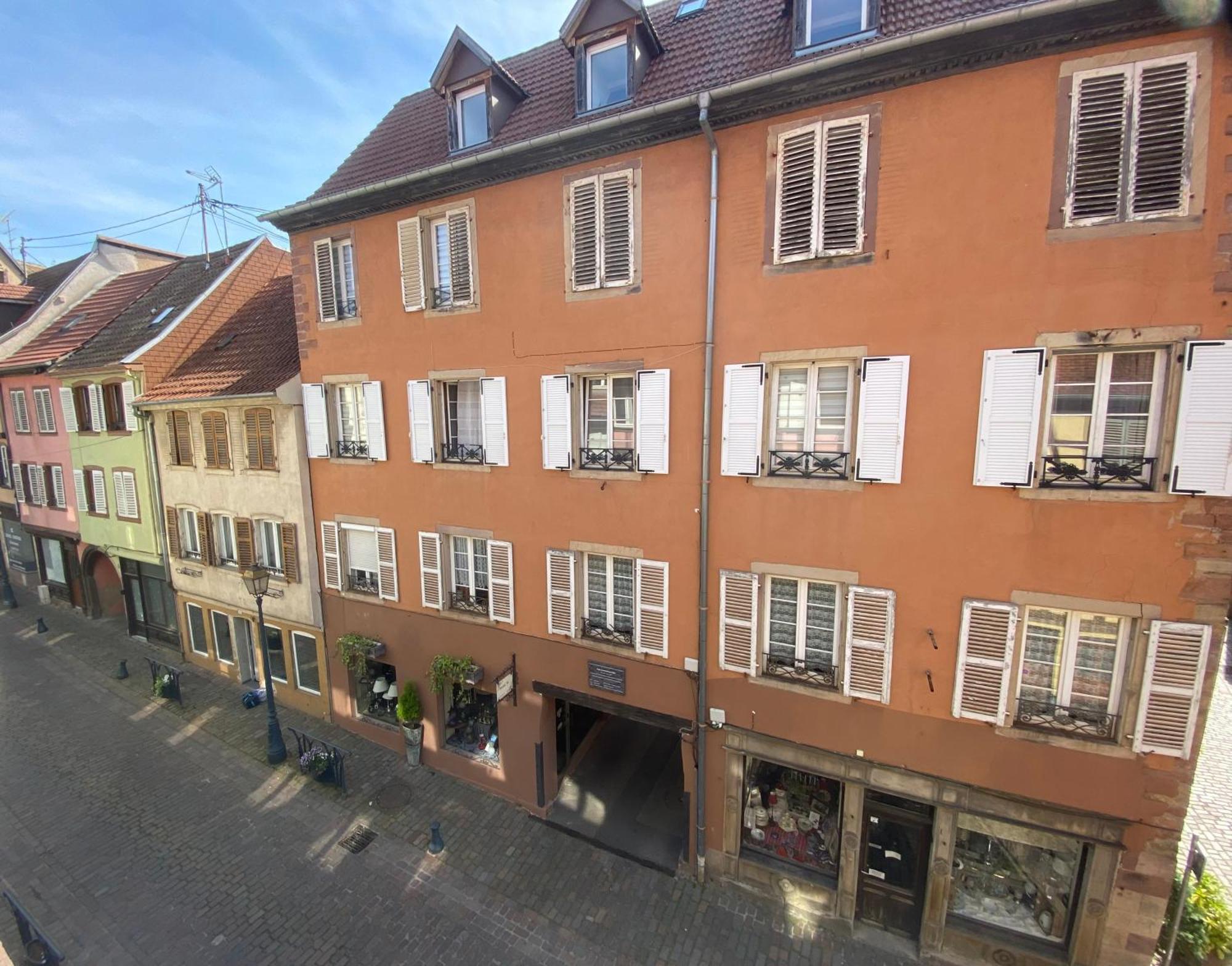 Appartement Spacieux - Coeur Historique De La Ville Barr Exterior foto